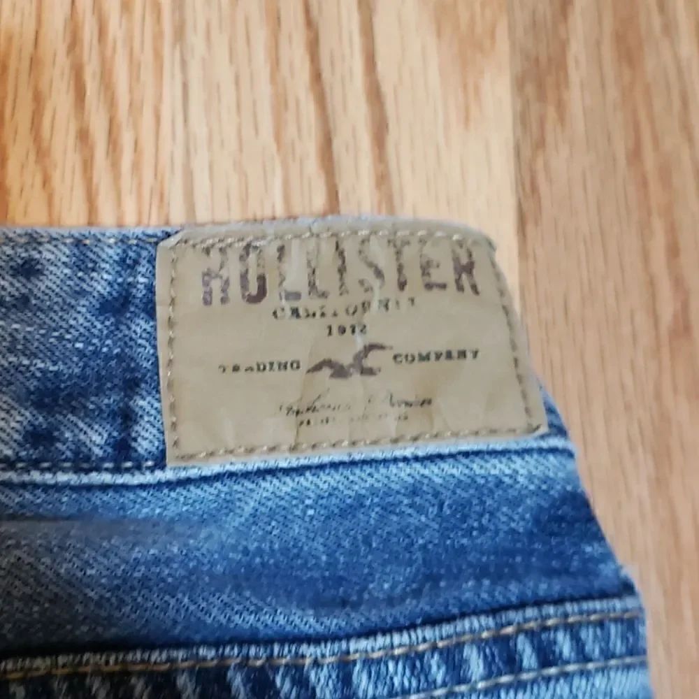 Hollister Jeans   - Picture 7 of 10